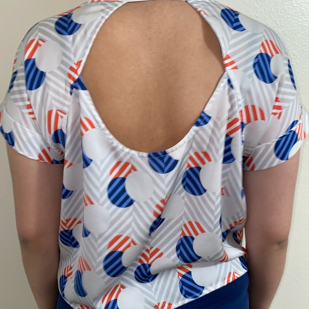 Kiind Of White Blouse